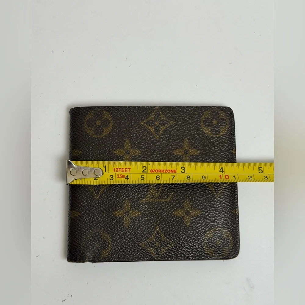 Louis Vuitton Monogram Bifold Wallet